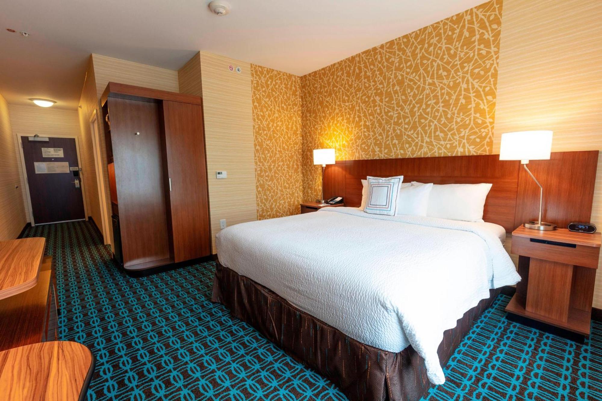 Fairfield Inn & Suites By Marriott Atlanta Вудсток Екстер'єр фото